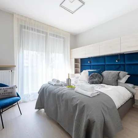 Business Kasprzaka Serviced P&o Apartamento Varsovia